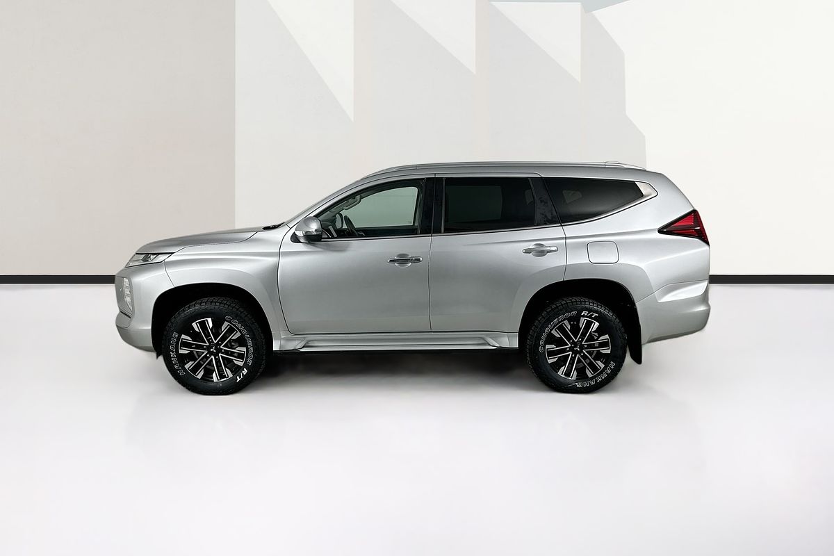 2021 Mitsubishi PAJERO SPORT Exceed QF