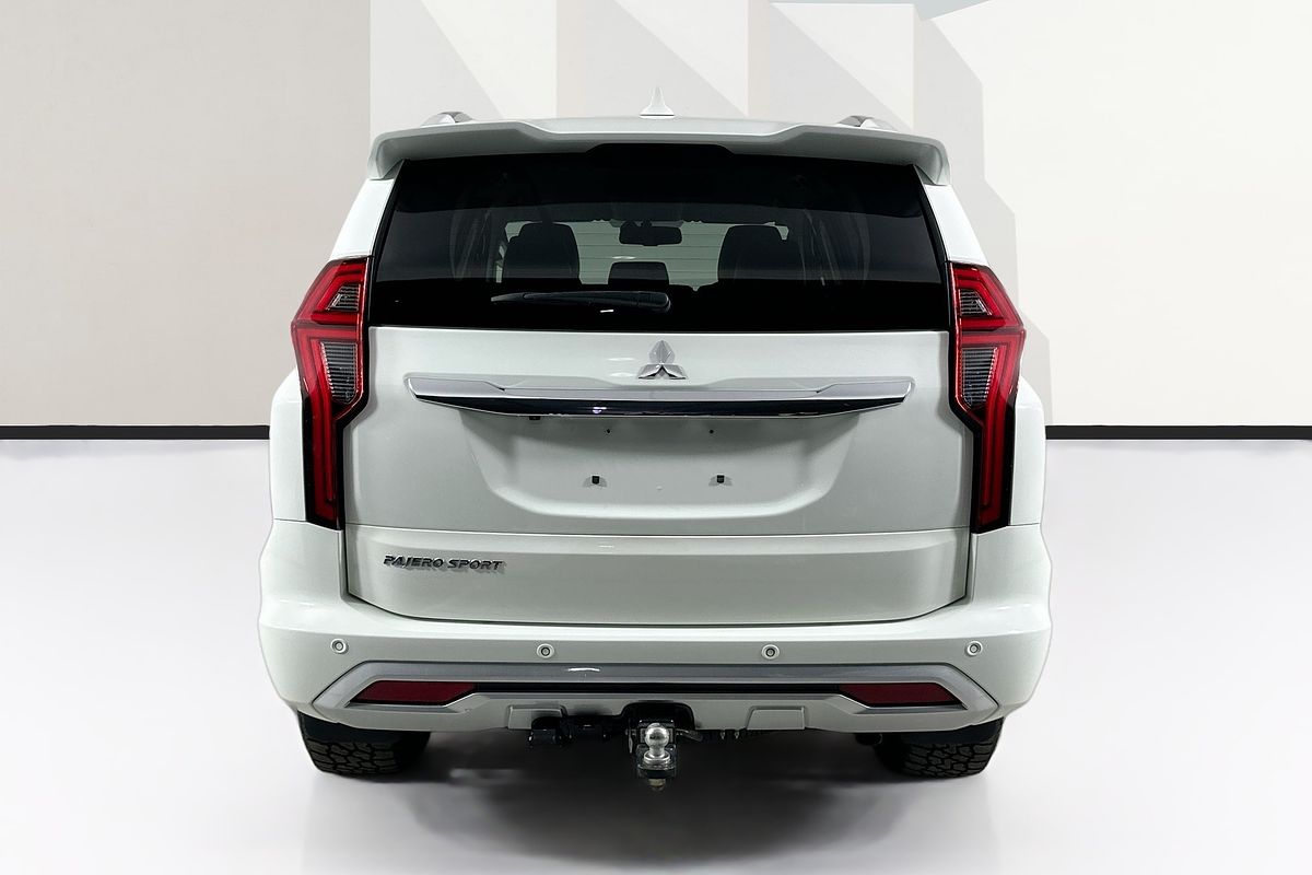 2022 Mitsubishi PAJERO SPORT GLS QF