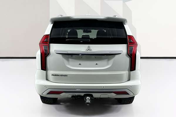 2022 Mitsubishi PAJERO SPORT GLS QF