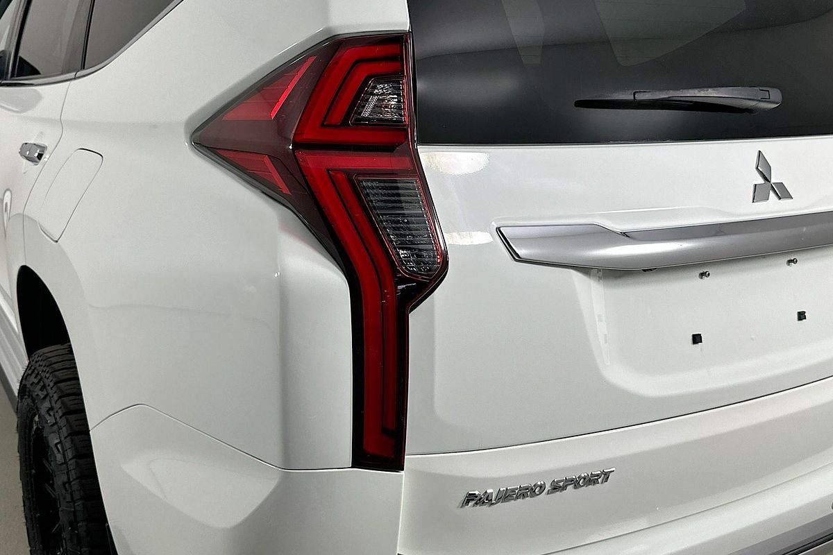 2022 Mitsubishi PAJERO SPORT GLS QF