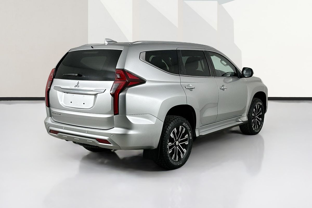 2021 Mitsubishi PAJERO SPORT Exceed QF