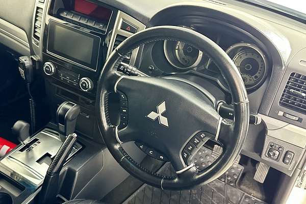 2016 Mitsubishi PAJERO GLS LWB (4x4) NX MY17