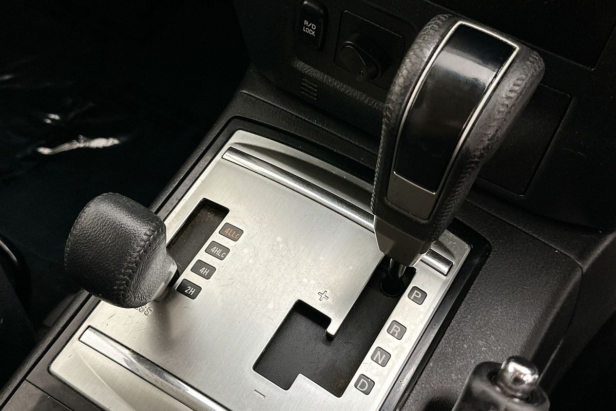 2018 Mitsubishi PAJERO GLX LWB (4x4) NX MY18