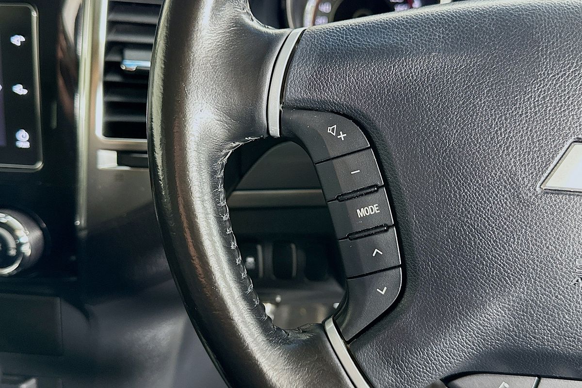 2018 Mitsubishi PAJERO GLX LWB (4x4) 7 SEAT NX MY19