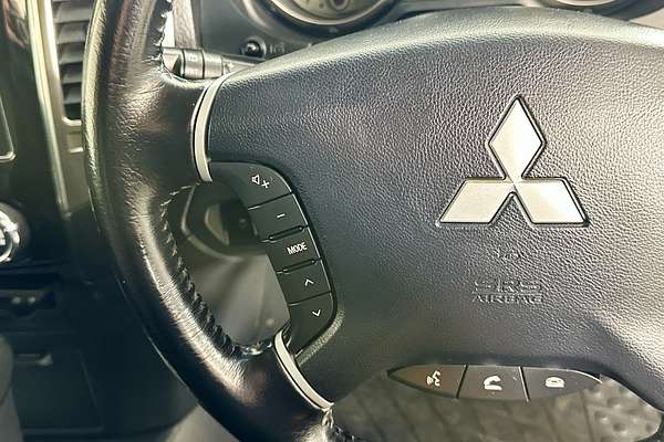 2016 Mitsubishi PAJERO GLS LWB (4x4) NX MY17