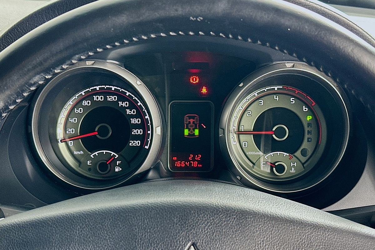 2015 Mitsubishi PAJERO GLX LWB (4x4) NX MY15