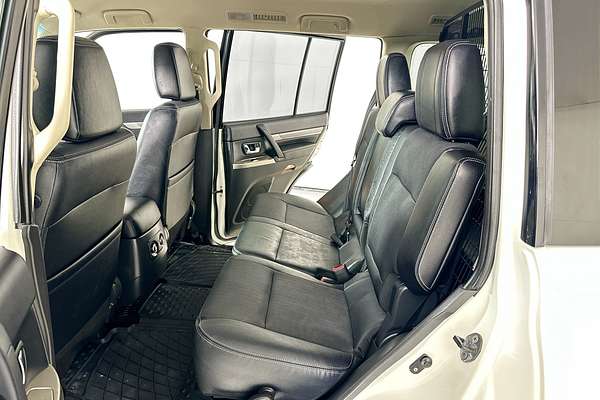 2016 Mitsubishi PAJERO GLS LWB (4x4) NX MY17