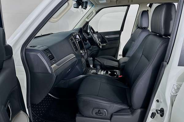2021 Mitsubishi PAJERO EXCEED (4x4) 7 SEAT NX MY21