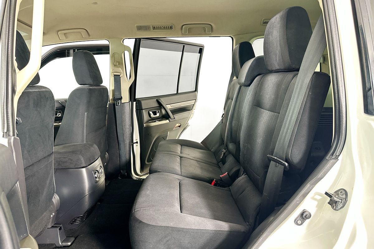 2018 Mitsubishi PAJERO GLX LWB (4x4) NX MY18