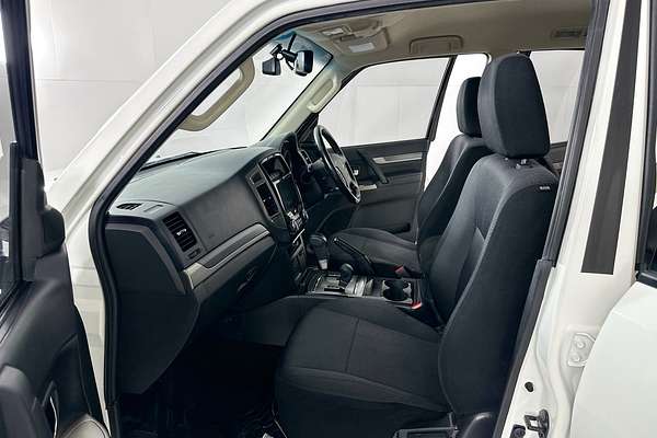 2021 Mitsubishi PAJERO GLX (4x4) 7 SEAT NX MY21