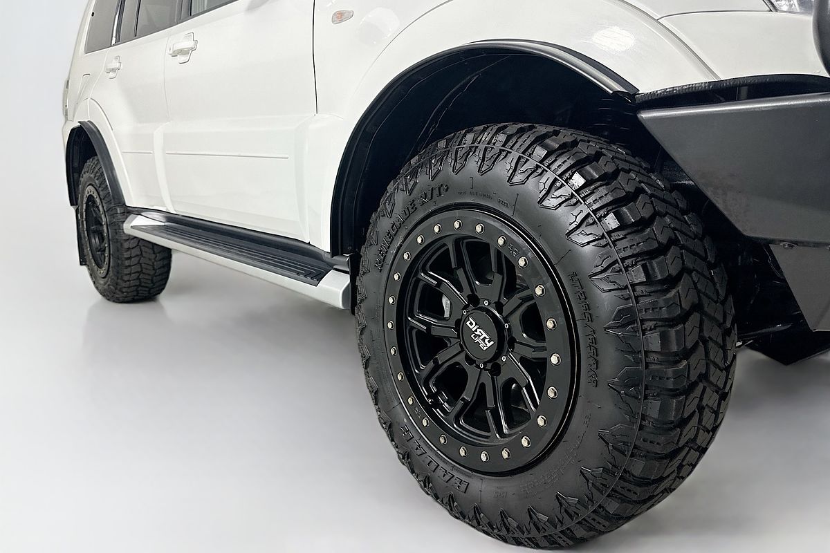 2018 Mitsubishi PAJERO GLX LWB (4x4) NX MY18