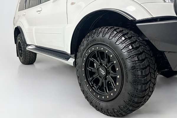 2018 Mitsubishi PAJERO GLX LWB (4x4) NX MY18