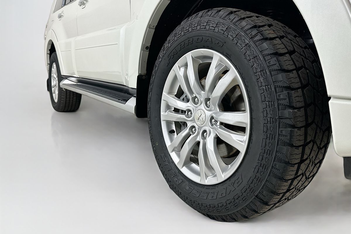 2015 Mitsubishi PAJERO GLX LWB (4x4) NX MY15