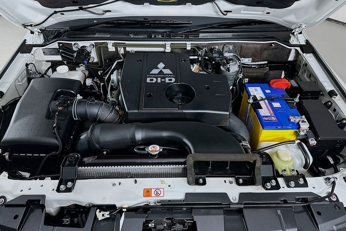 2018 Mitsubishi PAJERO GLX LWB (4x4) 7 SEAT NX MY19