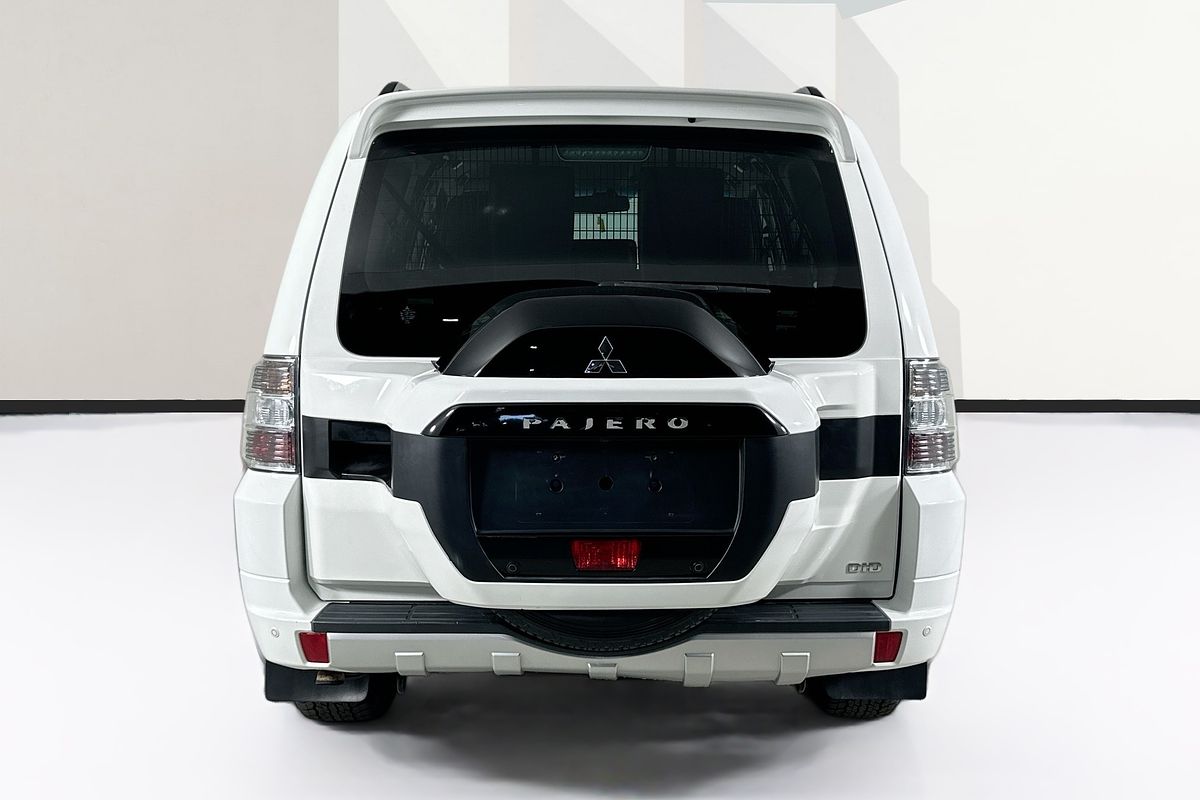 2016 Mitsubishi PAJERO GLS LWB (4x4) NX MY17