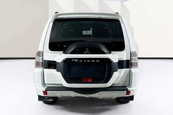 2016 Mitsubishi PAJERO GLS LWB (4x4) NX MY17