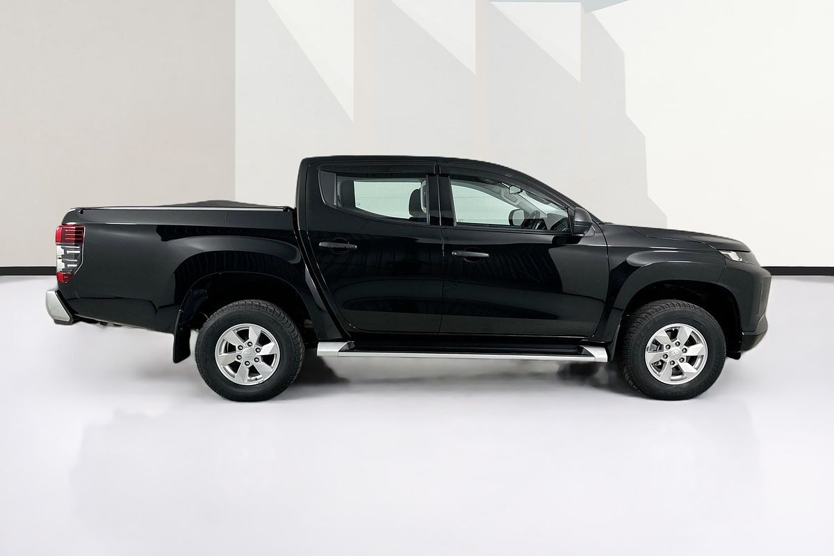 2022 Mitsubishi TRITON GLX+ (4x4) MR MY22 4X4