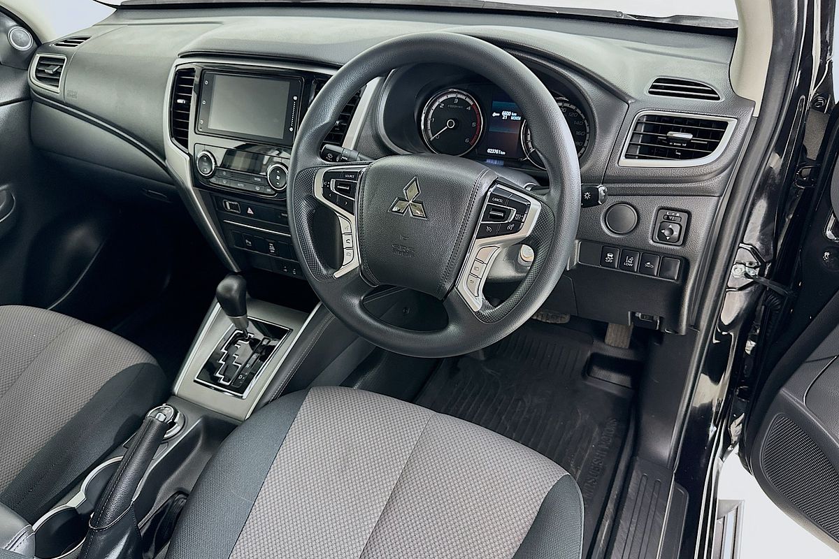2022 Mitsubishi TRITON GLX+ (4x4) MR MY22 4X4