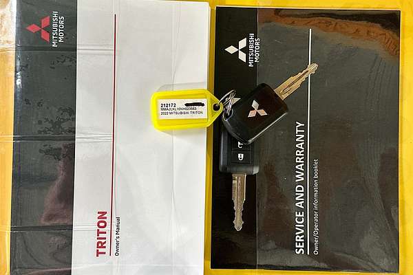 2022 Mitsubishi TRITON GLX+ (4x4) MR MY22 4X4