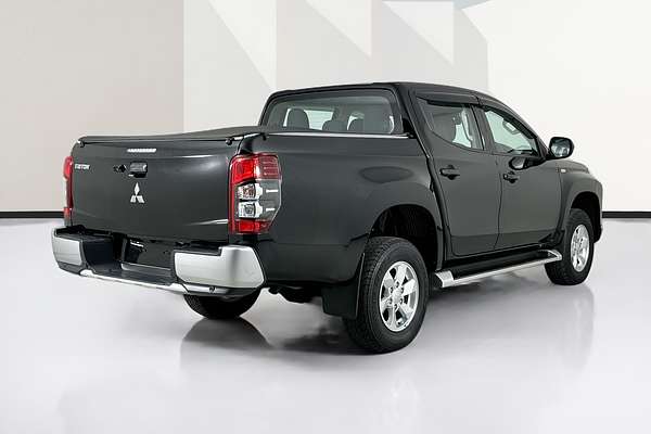 2022 Mitsubishi TRITON GLX+ (4x4) MR MY22 4X4