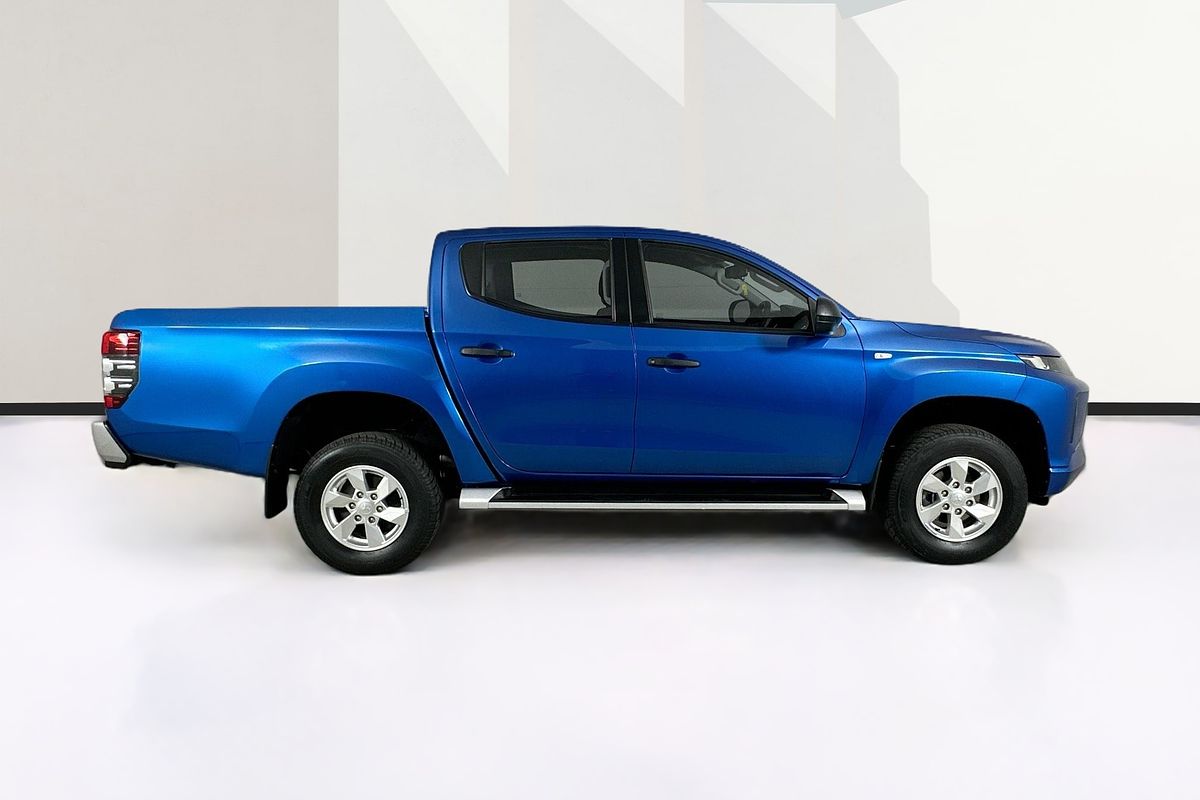 2021 Mitsubishi TRITON GLX+ (4x4) MR MY22 4X4