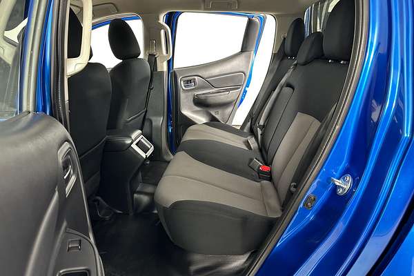 2019 Mitsubishi TRITON GLX PLUS (4x4) MR MY19 4X4