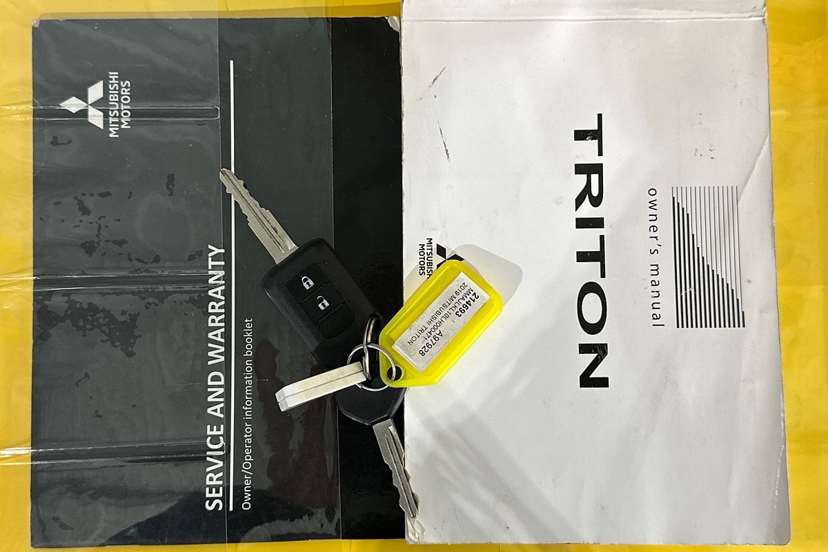 2019 Mitsubishi TRITON GLX PLUS (4x4) MR MY19 4X4