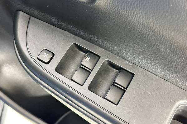 2021 Mitsubishi TRITON GLX+ (4x4) MR MY22 4X4