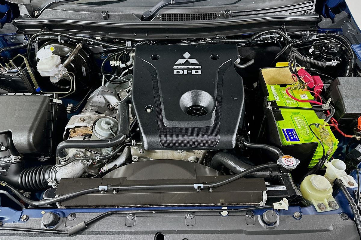 2015 Mitsubishi TRITON EXCEED (4x4) MQ MY16 4X4
