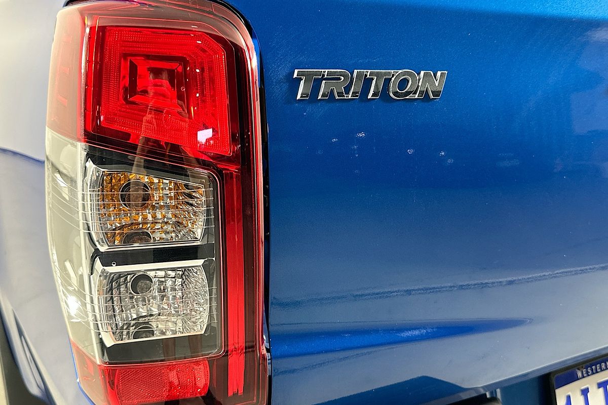2021 Mitsubishi TRITON GLX+ (4x4) MR MY22 4X4