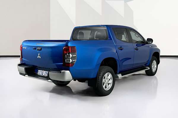2021 Mitsubishi TRITON GLX+ (4x4) MR MY22 4X4
