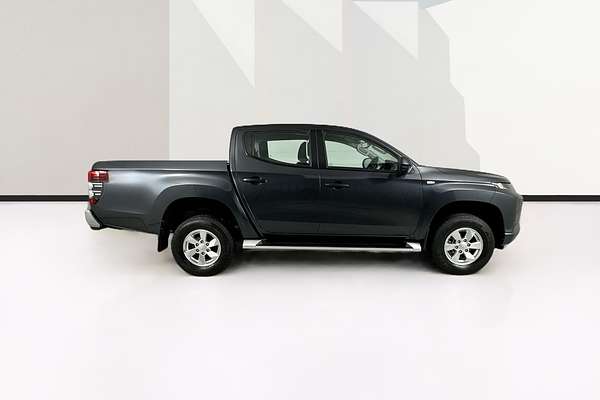 2021 Mitsubishi TRITON GLX+ (4x4) MR MY22 4X4