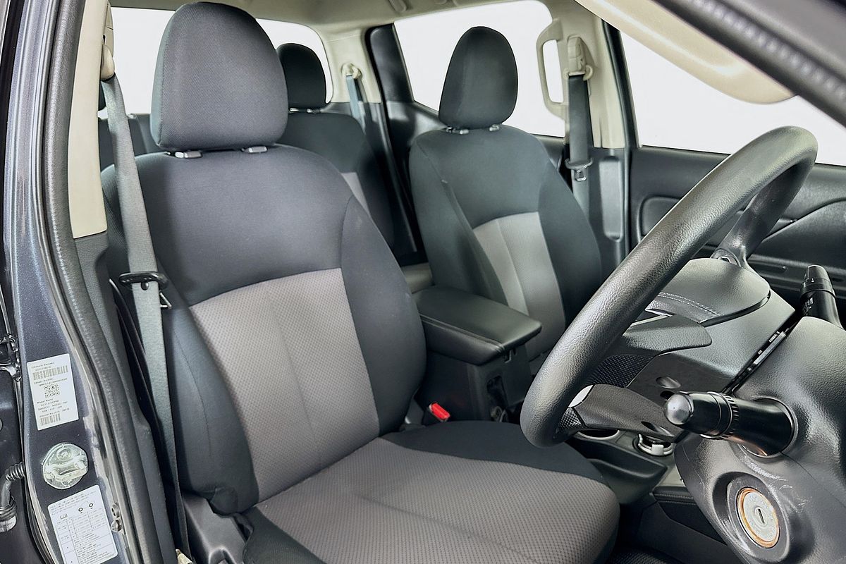 2021 Mitsubishi TRITON GLX+ (4x4) MR MY22 4X4