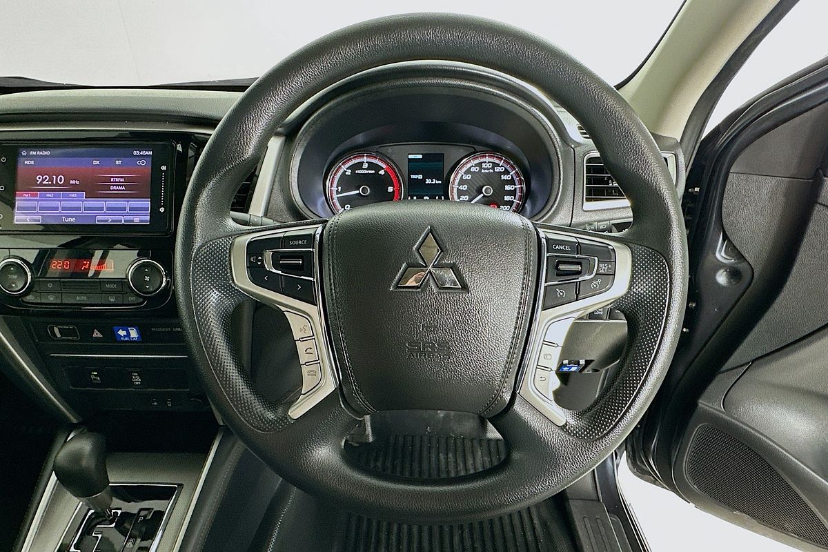 2021 Mitsubishi TRITON GLX+ (4x4) MR MY22 4X4
