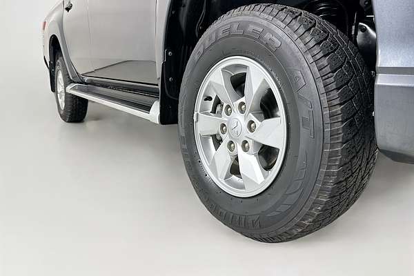 2021 Mitsubishi TRITON GLX+ (4x4) MR MY22 4X4
