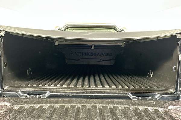 2020 Mitsubishi TRITON GLX+ (4x4) MR MY21 4X4