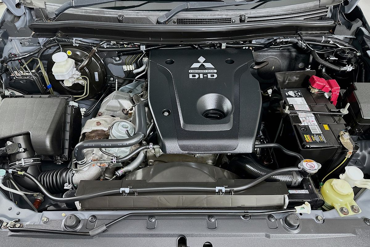 2016 Mitsubishi TRITON GLX PLUS (4x4) MQ MY17 4X4