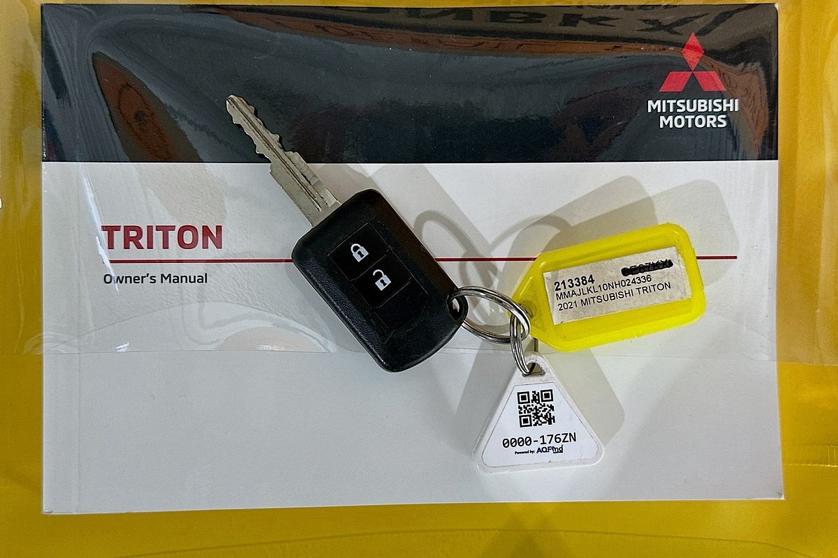 2021 Mitsubishi TRITON GLX+ (4x4) MR MY22 4X4