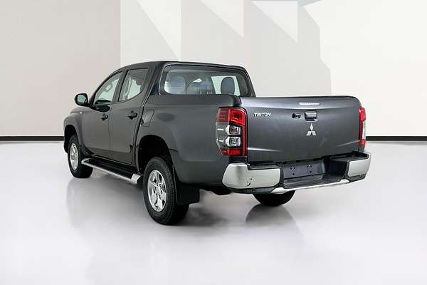2021 Mitsubishi TRITON GLX+ (4x4) MR MY22 4X4