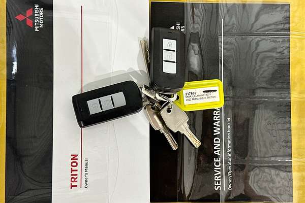 2022 Mitsubishi TRITON GSR (4x4) MR MY22 4X4