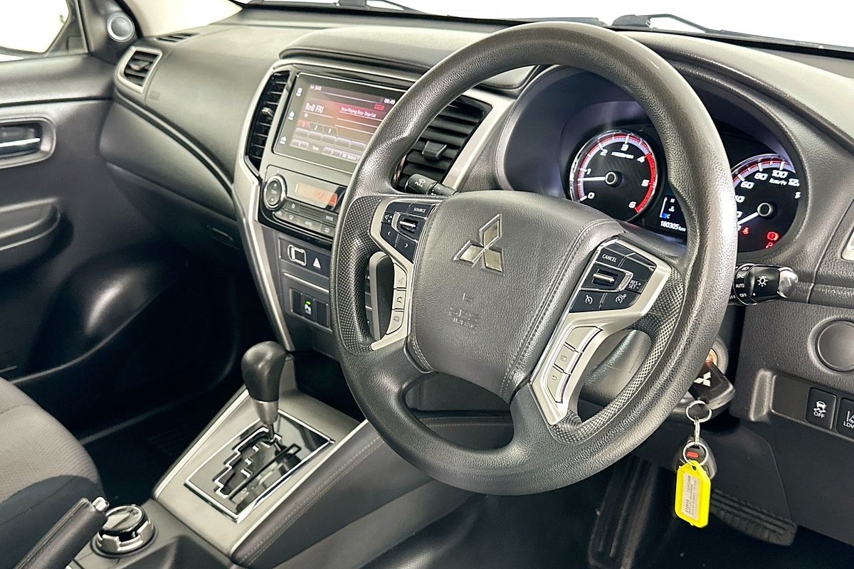 2019 Mitsubishi TRITON GLX PLUS (4x4) MR MY19 4X4