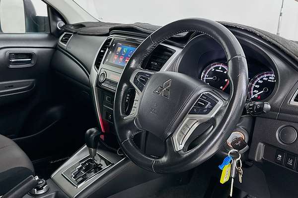 2020 Mitsubishi Triton GLX-R MR 4X4