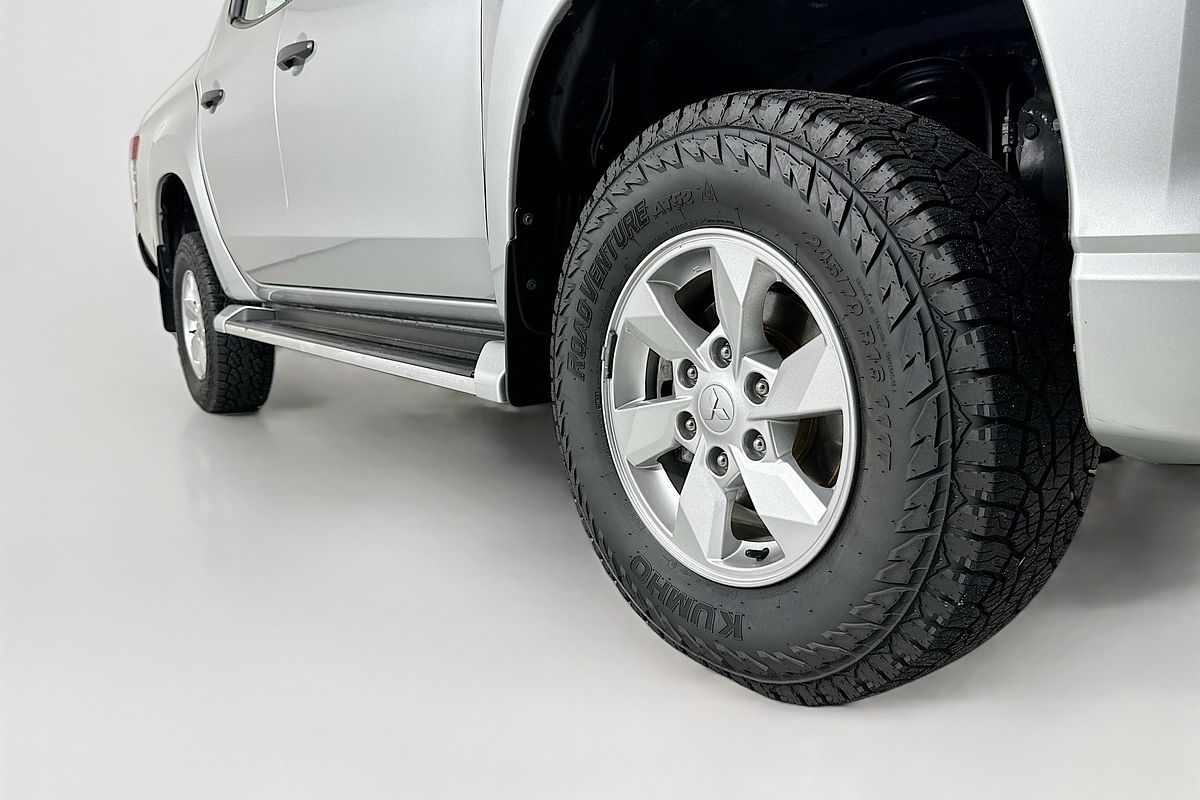 2019 Mitsubishi TRITON GLX PLUS (4x4) MR MY19 4X4