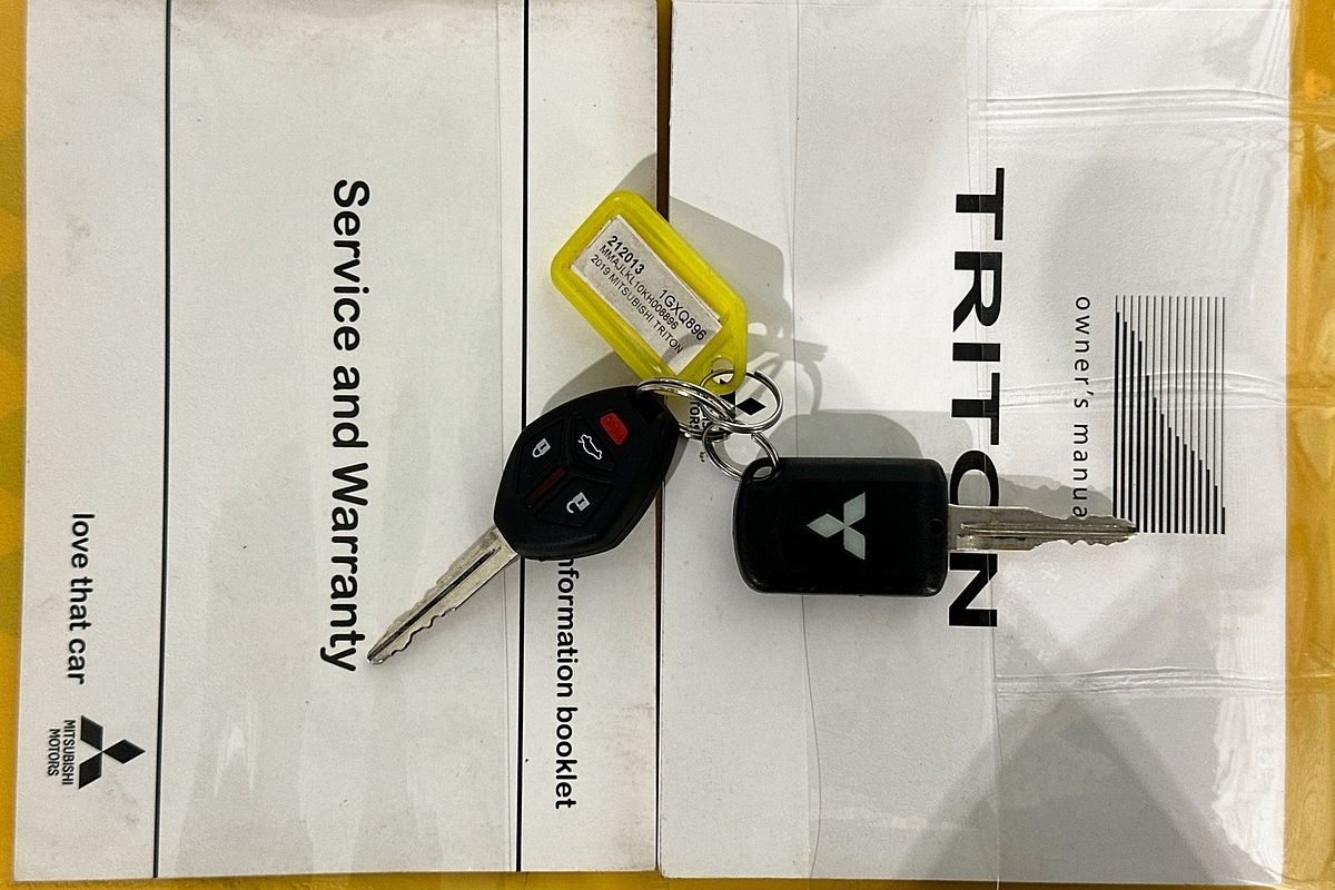 2019 Mitsubishi TRITON GLX PLUS (4x4) MR MY19 4X4