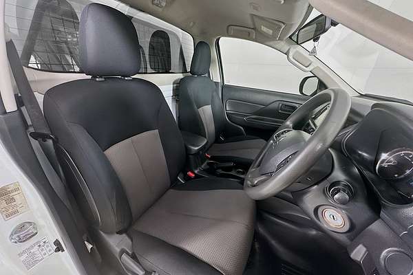 2020 Mitsubishi Triton GLX MR Rear Wheel Drive