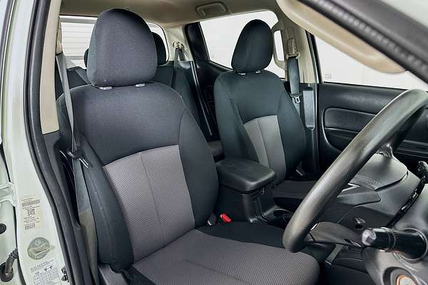 2022 Mitsubishi TRITON GLX (4x4) MR MY22 4X4