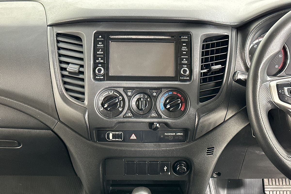 2022 Mitsubishi TRITON GLX (4x4) MR MY22 4X4