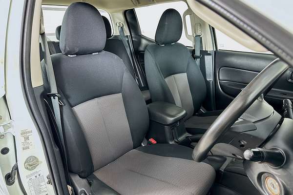 2022 Mitsubishi TRITON GLX (4x4) MR MY22 4X4