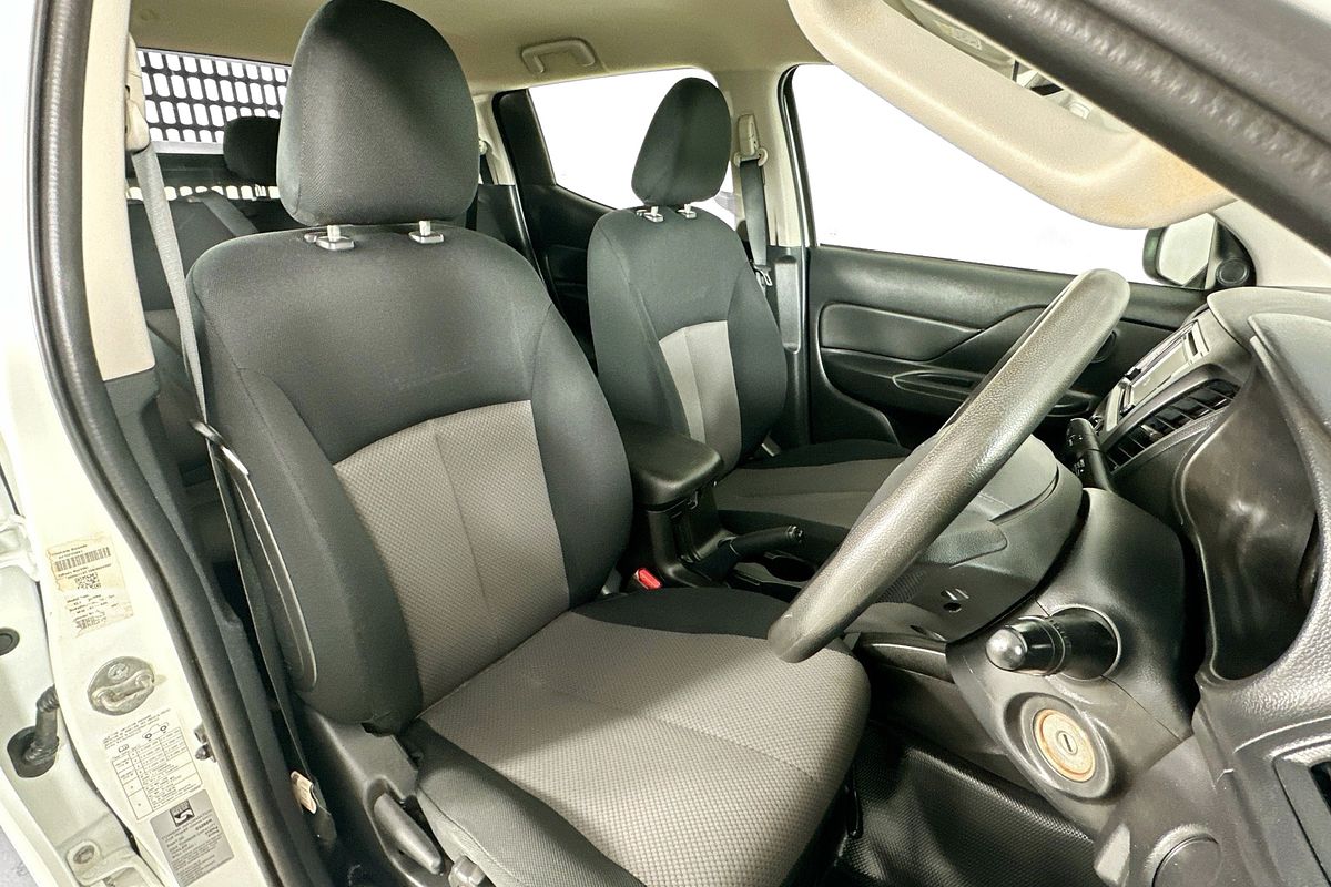 2022 Mitsubishi TRITON GLX (4x4) MR MY22 4X4