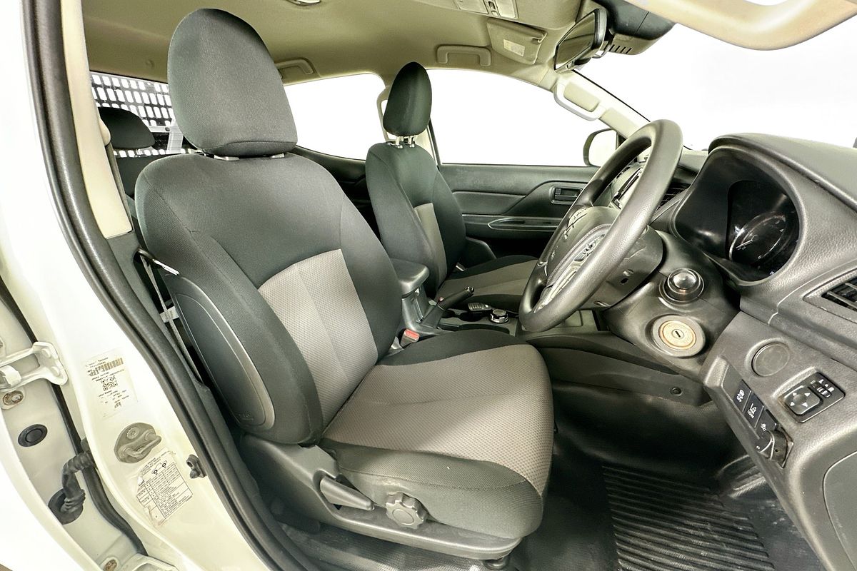 2022 Mitsubishi TRITON GLX (4x4) MR MY22 4X4